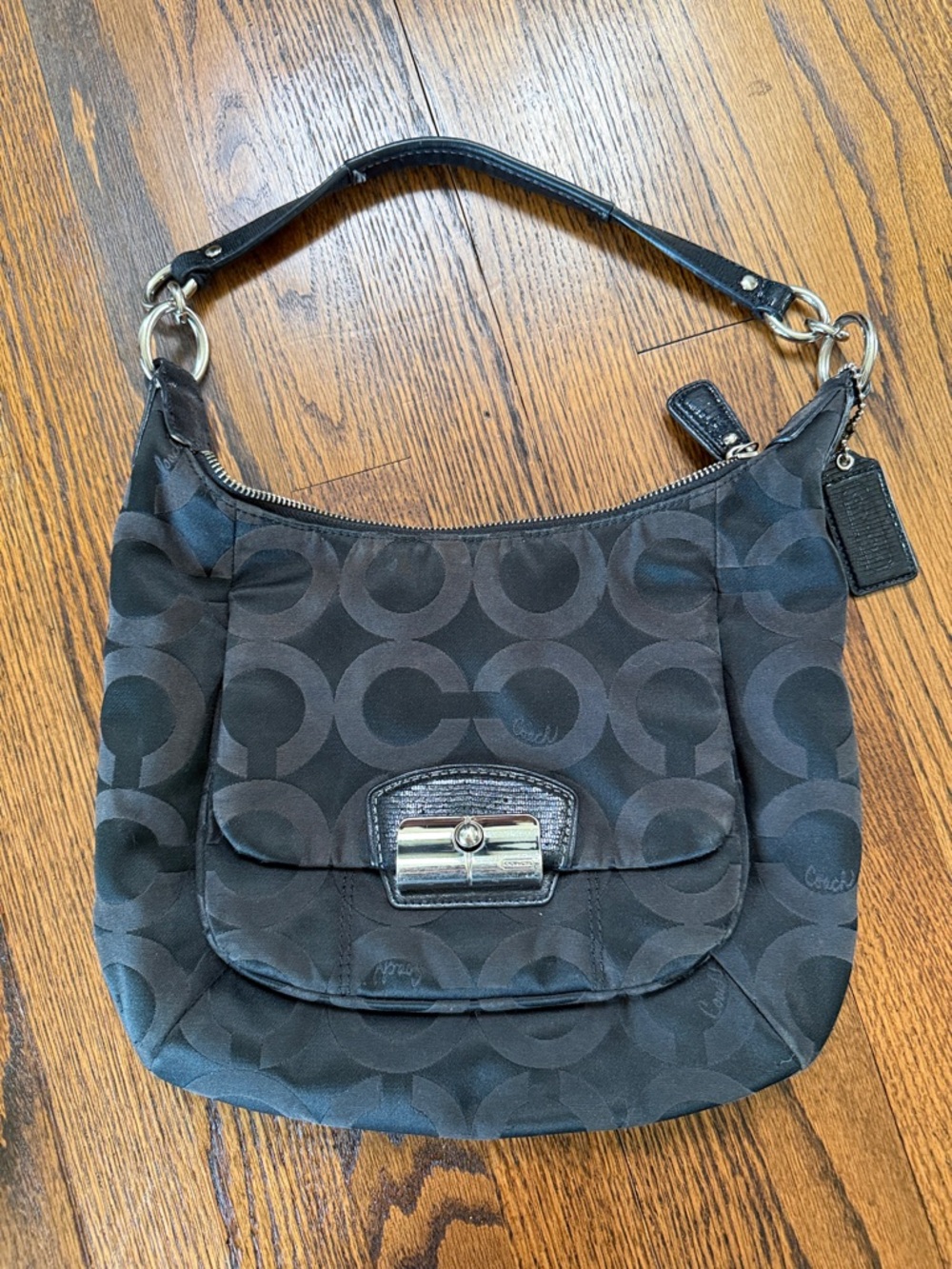B40 Coach Women’s Black Signature C Hobo Shoulder Bag with Silver Hardware